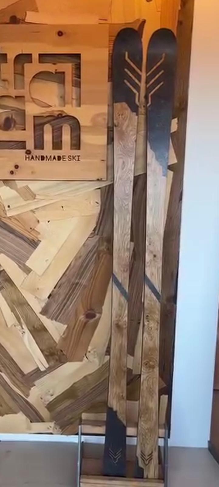 {{brizy_dc_image_alt imageSrc=